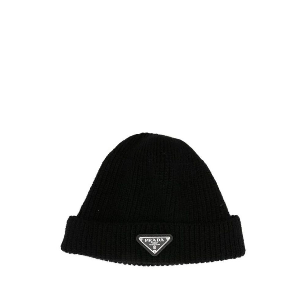 Ribbed Logo-Plaque Beanie Women